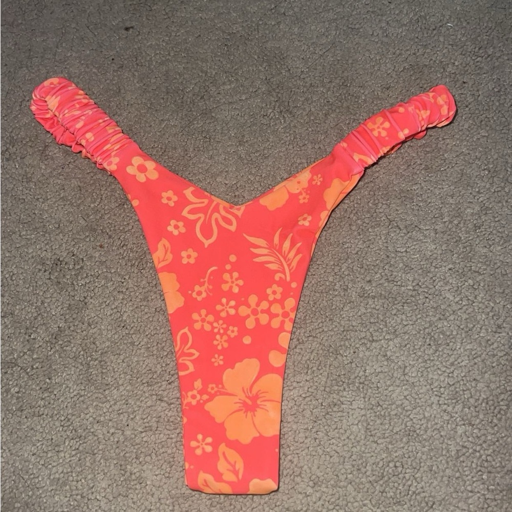 kulani kinis bikini bottoms